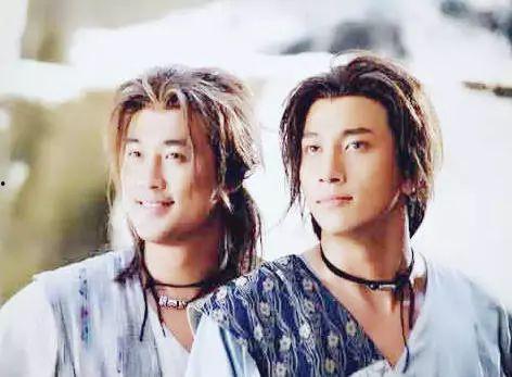 娱乐圈谁是双龙,揭秘两位当红明星的传奇之路