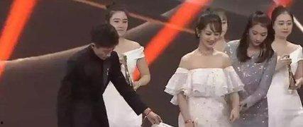 娱乐圈最佳绅士手,揭秘明星们的优雅礼仪与绅士风范